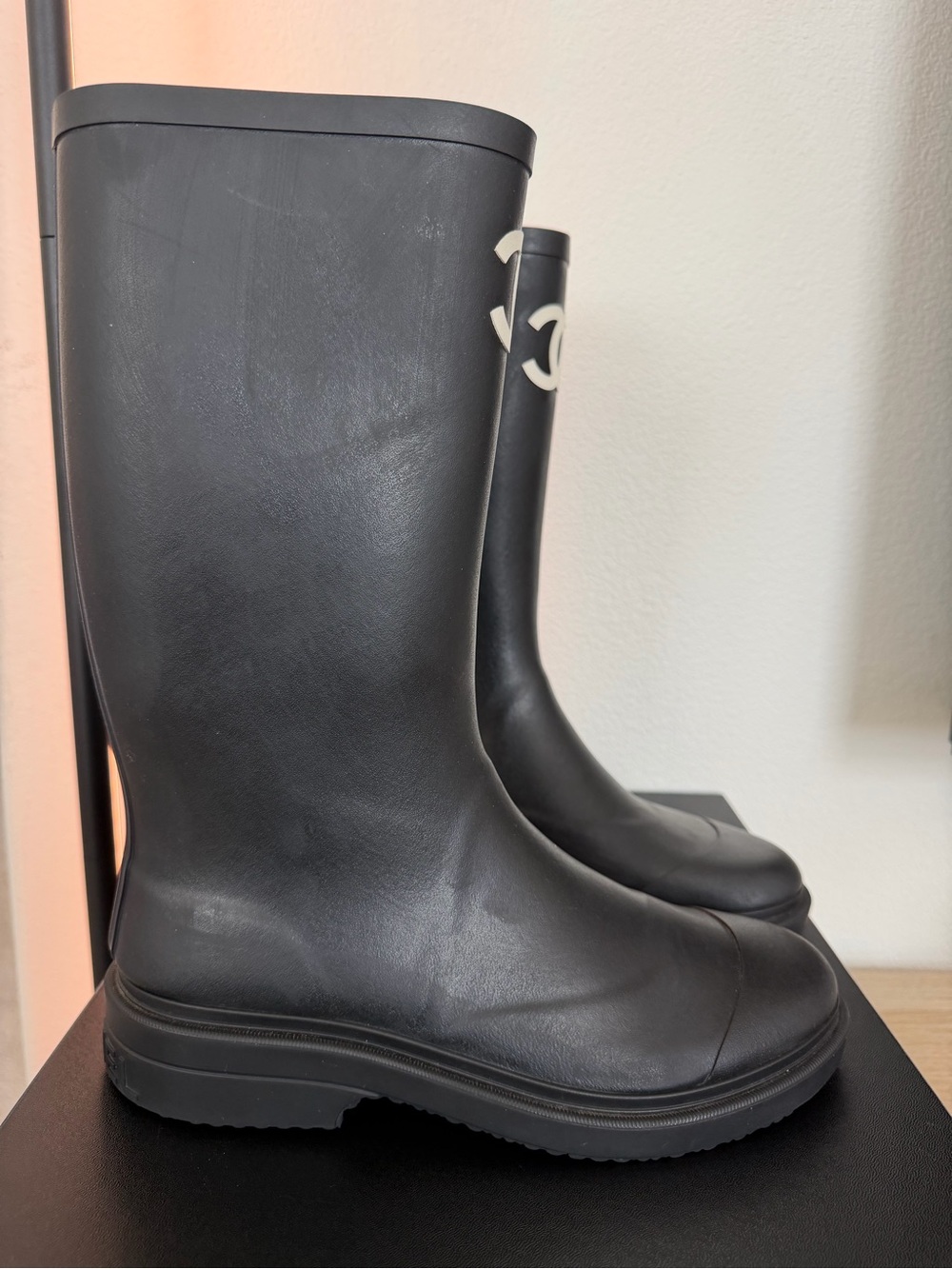 CHANEL Black Knee-High Rubber Boots with White CC Emblem - Picture 3 of 9